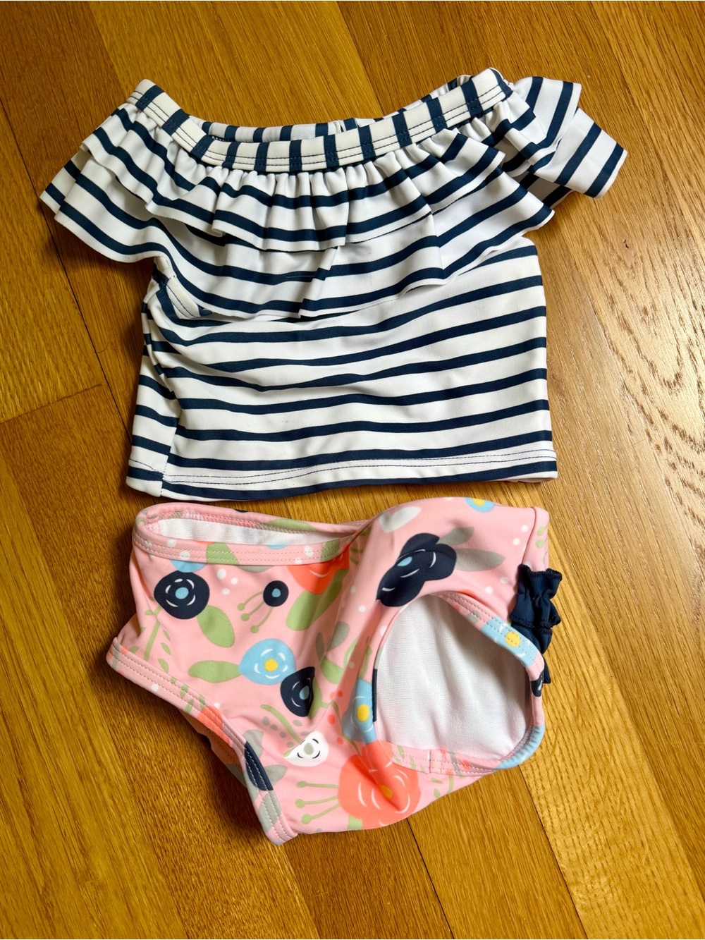 Ruffle Butts 2-Piece tankini size 6-12 months
